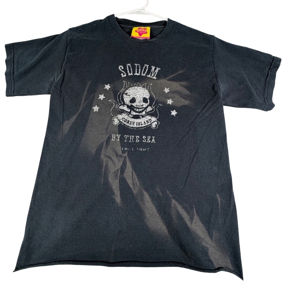 Lola Staar Coney Island Sodom By The Sea Graphic T-Shirt Mens Small Black Gildan